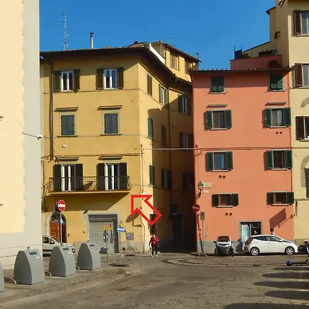 Apartment 3 Master Bedrooms With Balcony On The River With Views Florence