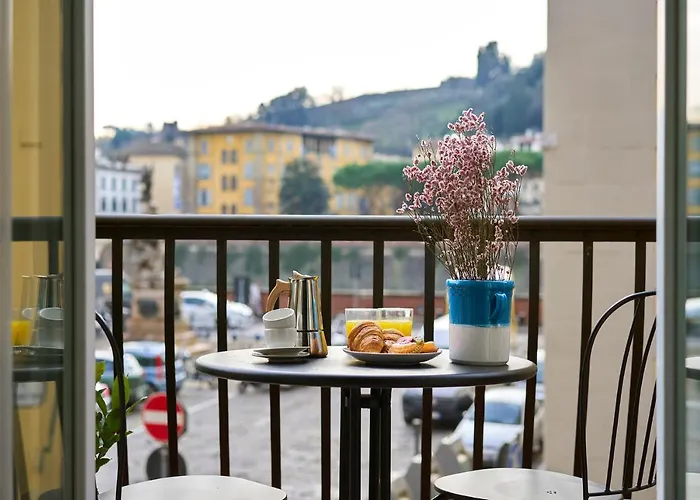 Daire 3 Master Bedrooms With Balcony On The River With Views