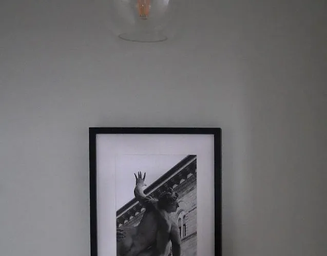 3 Master Bedrooms With Balcony On The River With Views Daire Floransa